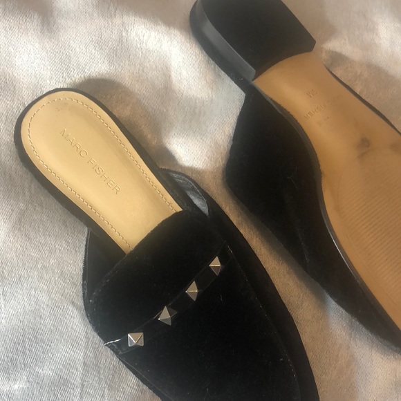 Marc Fisher Flats - Picture 5 of 6